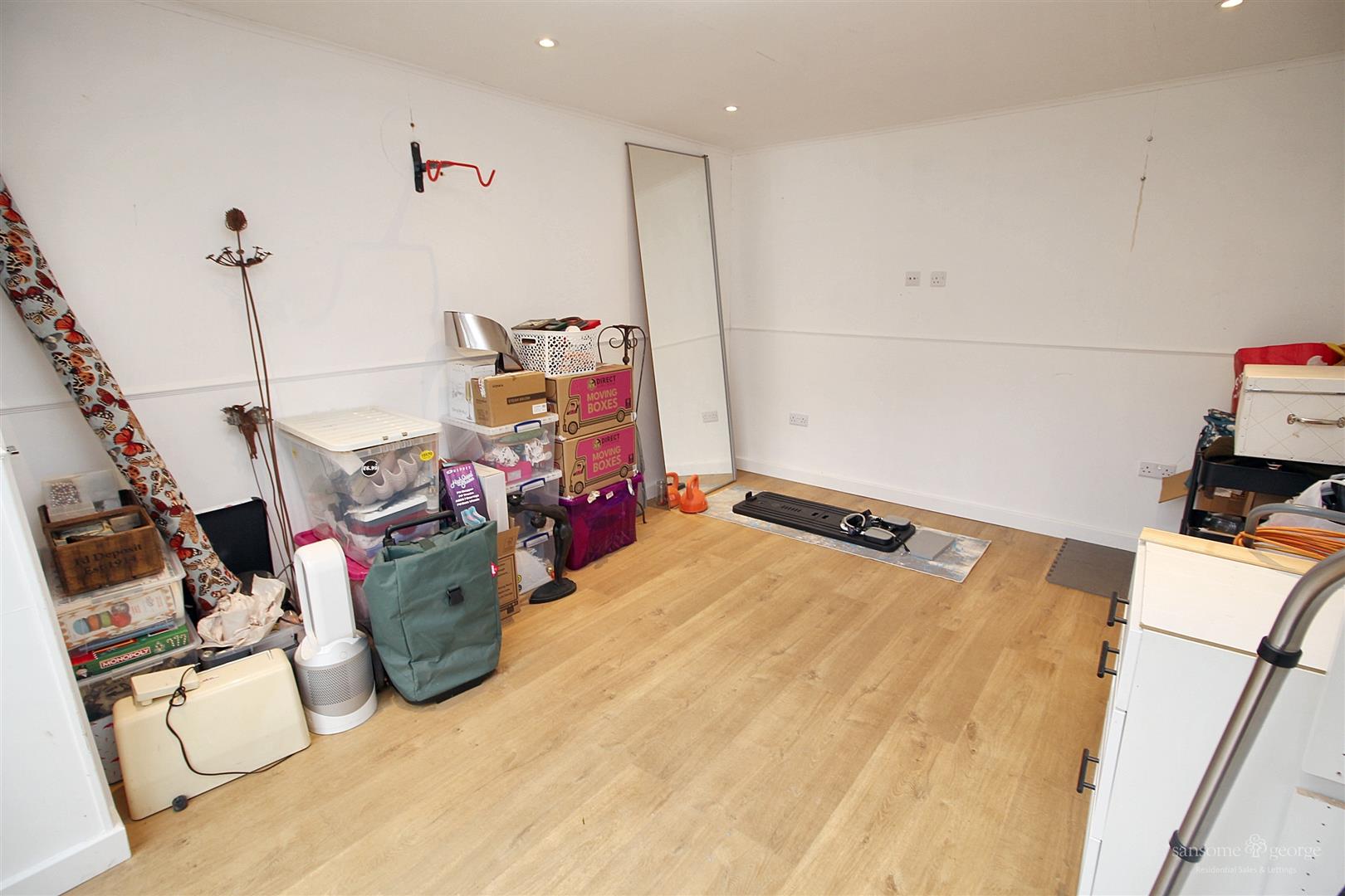 Porlock Place, Calcot, Reading